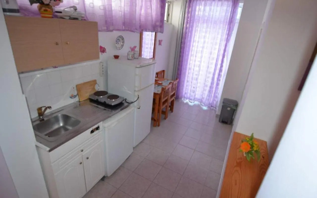 Marianthi Studios Stegna