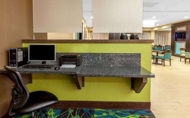 La Quinta Inn & Suites by Wyndham Midland North