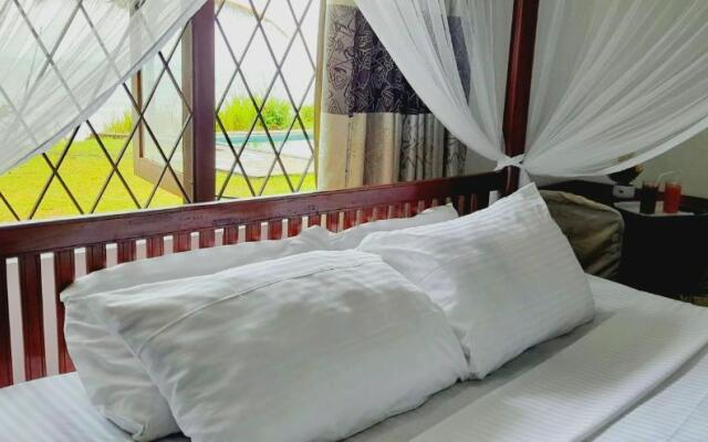 Isuru Holiday Inn