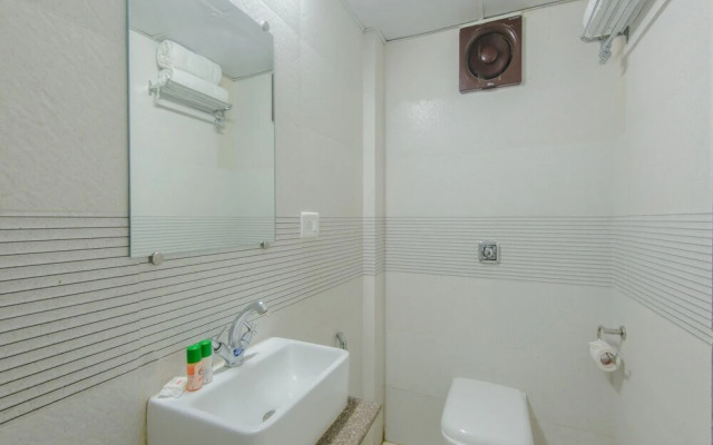 Hotel Shantidoot by OYO Rooms