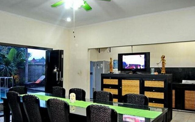 Suzanne Homestay