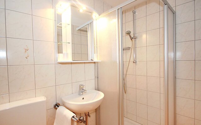Am Birkenhain 7161
