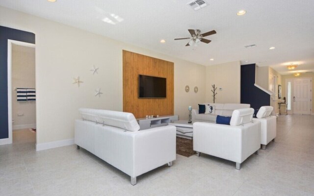 10 Bed New With Pool/spa With Lake View! 10 Bedroom Condo