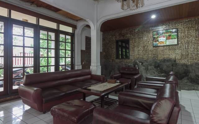 RedDoorz @ Jalan Babepalar Rike Manado
