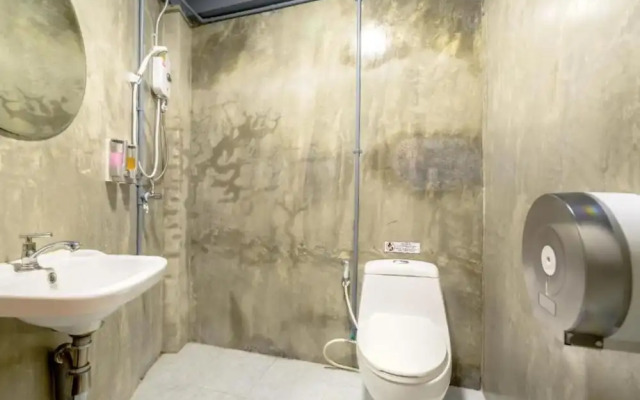 Episode 11 Hostel Sukhumvit