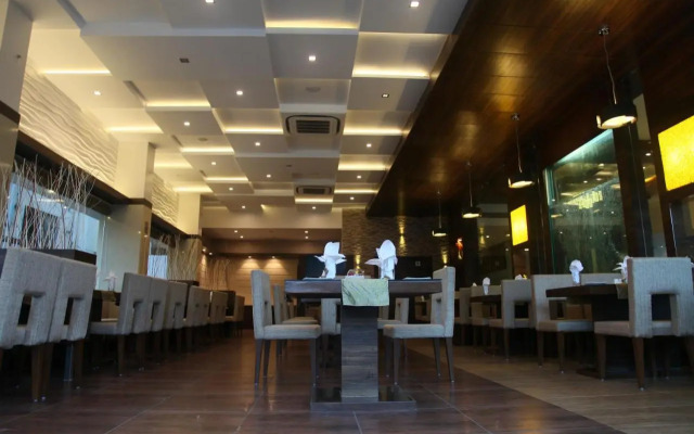 Le Grande Residency