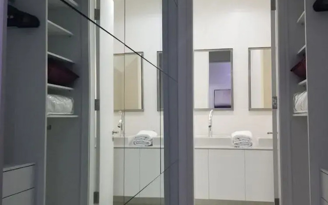 Luxury Residence Suites Design Style