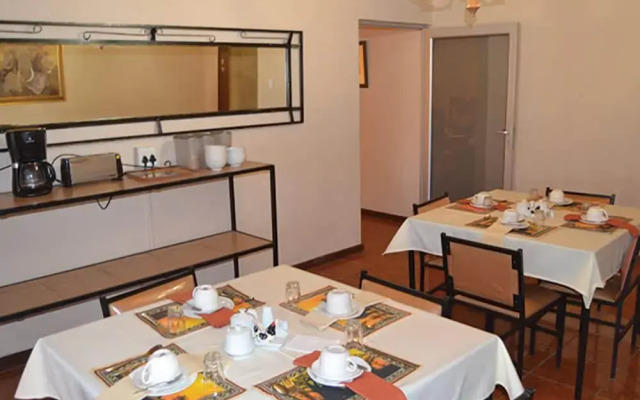Esme's Guest House