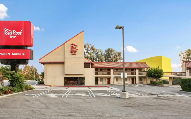 Red Roof Inn Santa Ana