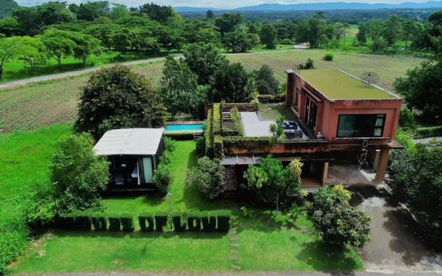 House of Love Khaoyai by Ganit
