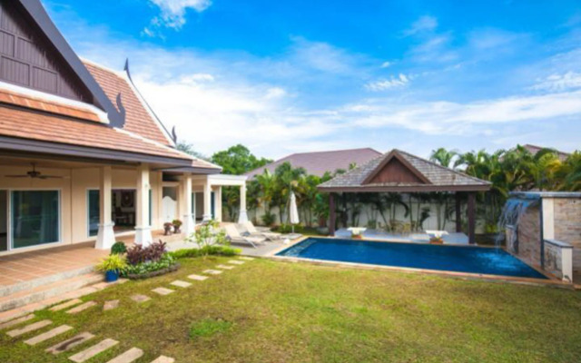 Nok Sawan Villa by Jetta