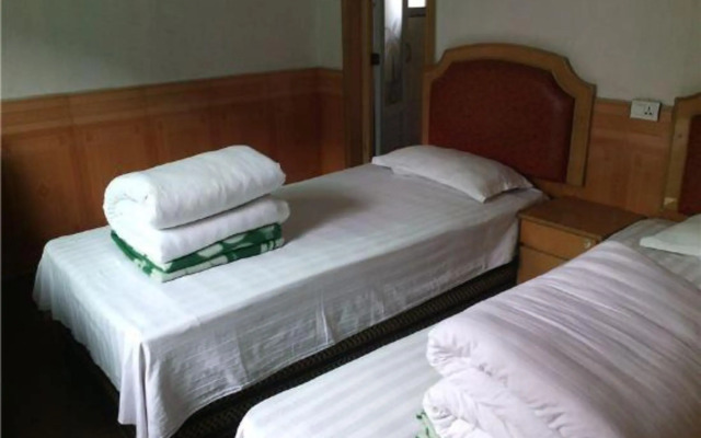 Shangtong Hostel
