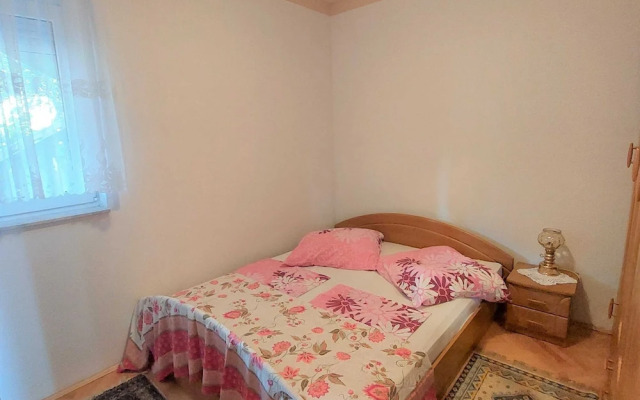 Elegant Apartments With Sea View and Balcony