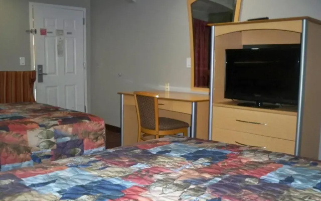Scottish Inn & Suites
