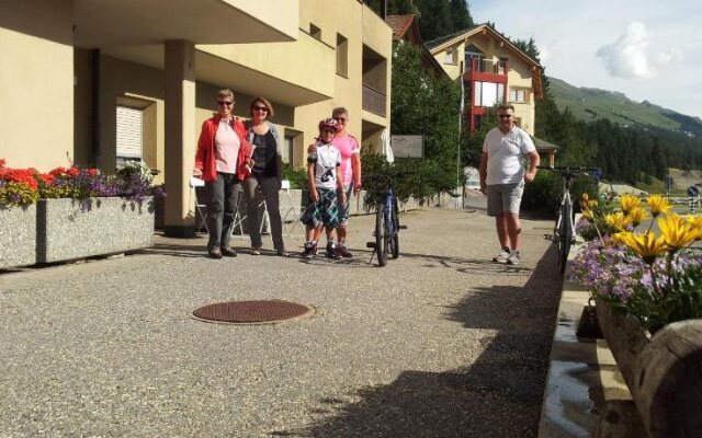 Aparthotel Chesa Munteratsch