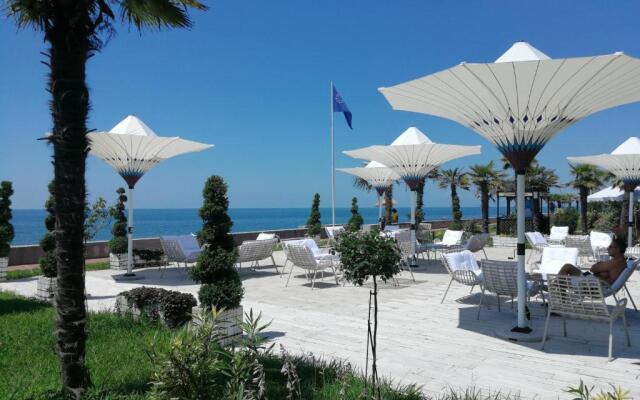 Apartament Dreamland Oasis in Chakvi