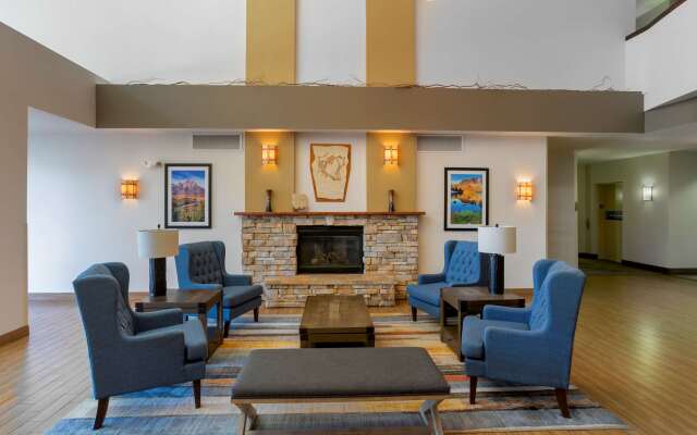 Best Western Plus Fossil Country Inn & Suites