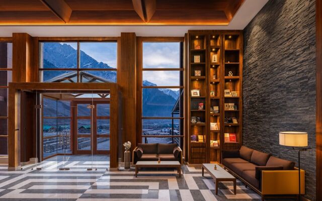 Four Points By Sheraton Sonmarg Resort