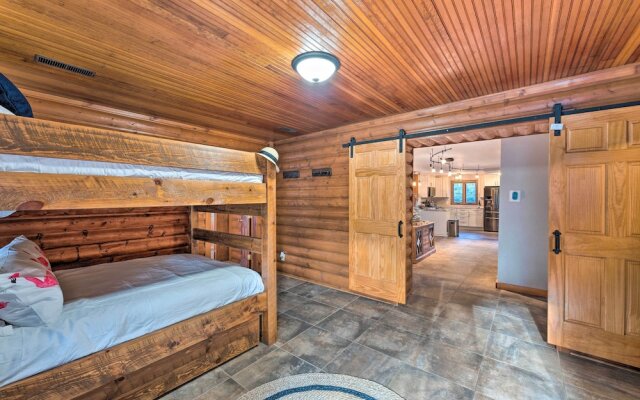 Boat Dock & Backyard: 'rock River Retreat'
