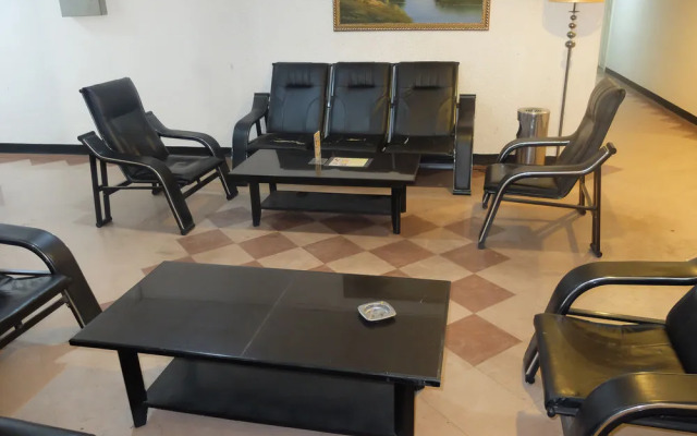 V.F. Four Season Hotel