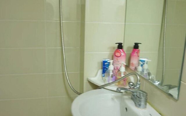 Tiara Guesthouse - Hostel