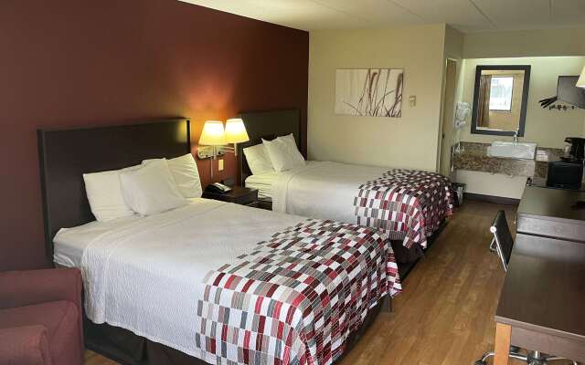 Red Roof Inn Toledo - Holland