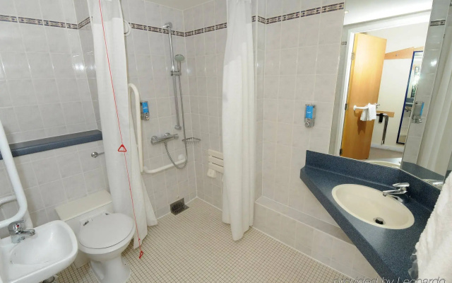 Holiday Inn Express Manchester - Salford Quays by IHG