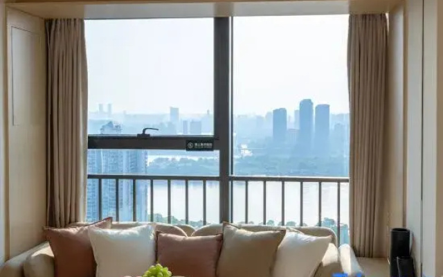 Wushu Apartment (Wuyi Square Chaozong Street)