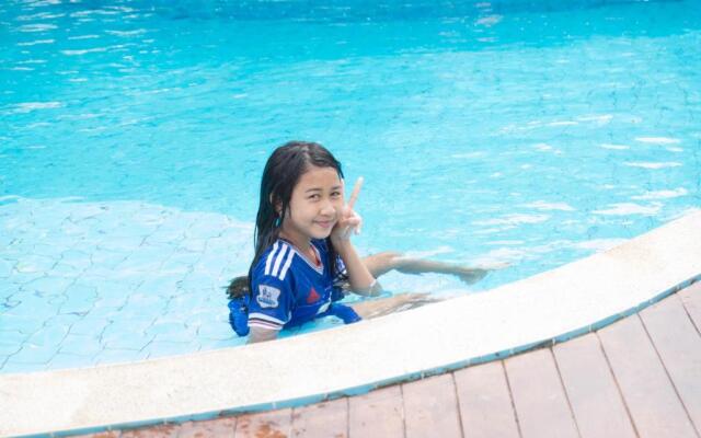 Reef Resort