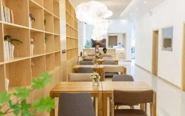 Xi'an Seascape Design Homestay and Travel Rental in Haitang District, Sanya City (Wuzhizhou Branch)