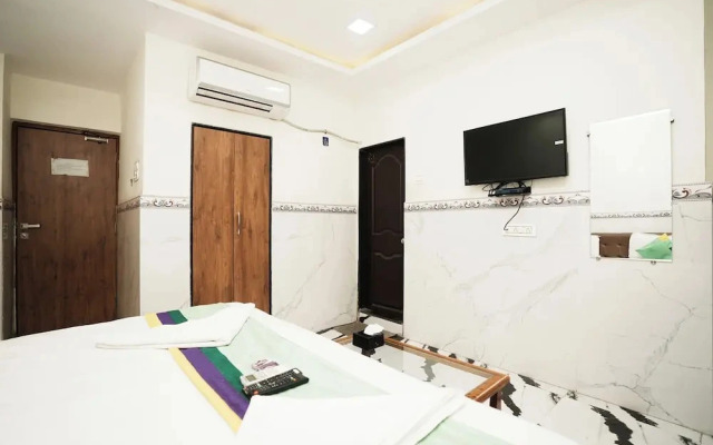 Hotel Sai Bansi