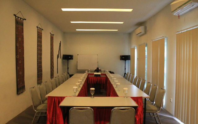 Hotel Tilamas Juanda