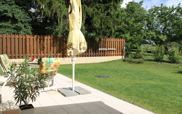 Lovely apartment, Garden, Parking, Wifi, Netflix