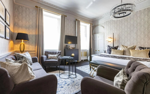 The Queensberry Hotel