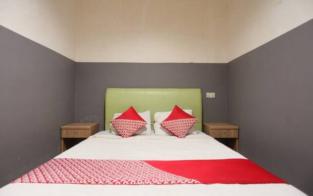 OYO 92988 City Room
