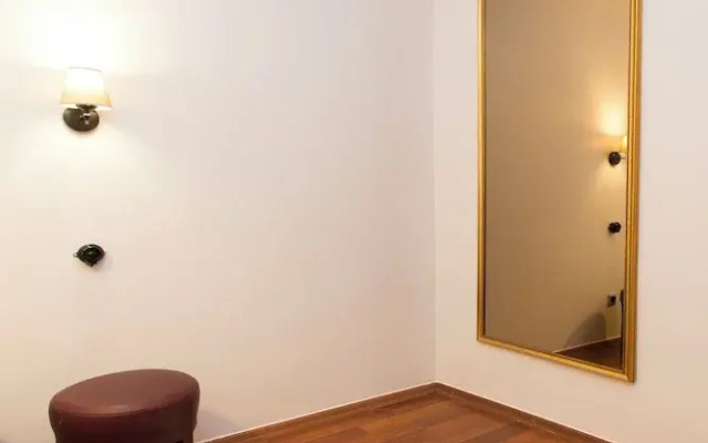 Malliott Sadri Alishik Apartment Istiklal