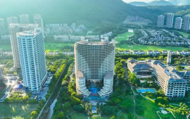 Hailing Island Neptune Sea View Hotel (Poly Shili Yintan Branch) – Outside – Yangjiang