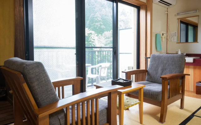 Shirataki Hotel