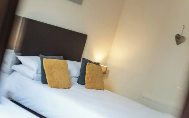 Cityscape Retreat in Newcastle