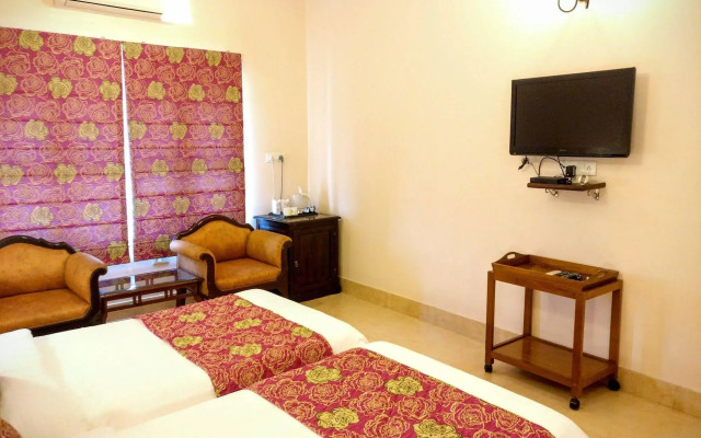 Suryaa Villa - A City Centre Hotel