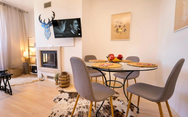 Studio 9, St John Park