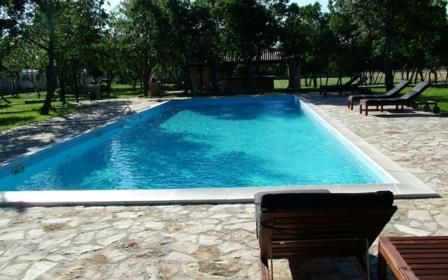 Micanovi Dvori Mobile Home Village Zrmanja