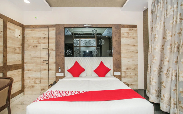 Capital O 15950 J K Residency