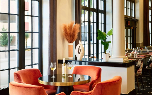 The Terrace Hotel Lakeland, Tapestry Collection by Hilton