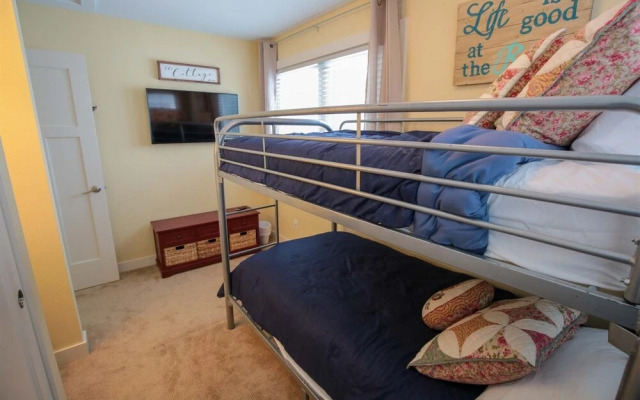 Rollin` on the River #25