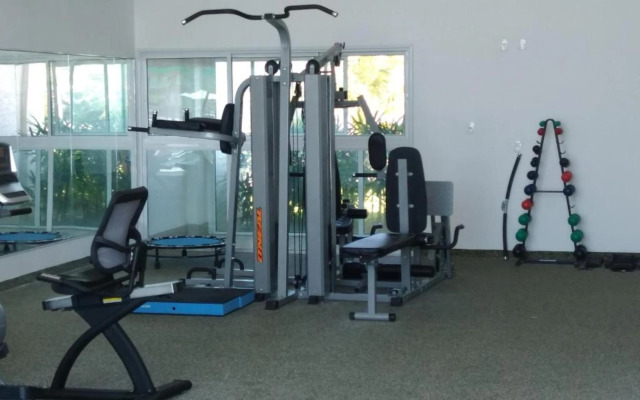 Flat de 1 quarto - Muro alto Condomínio Clube