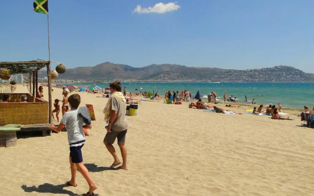 Empuriabrava 500m de la plage de la Rubina