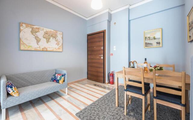 Comfortable flat next to Acropolis Museum