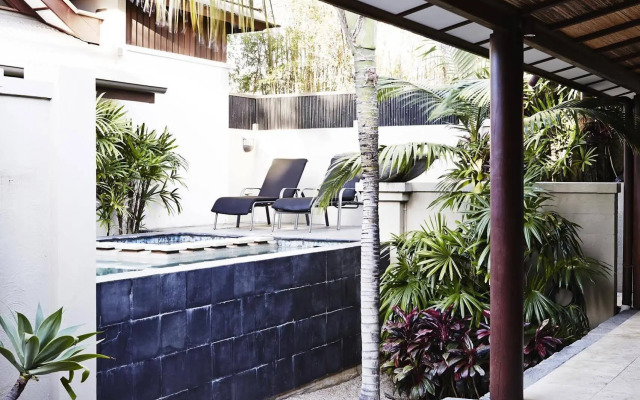 The Villas of Byron