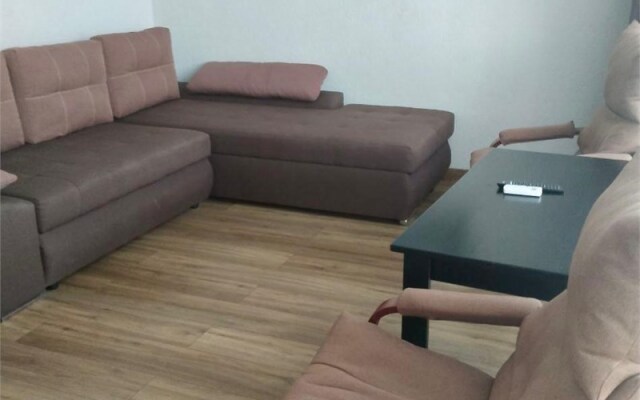 Azov le Chalet